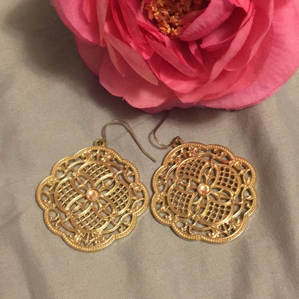 Gold bohemian dangle earrings✨